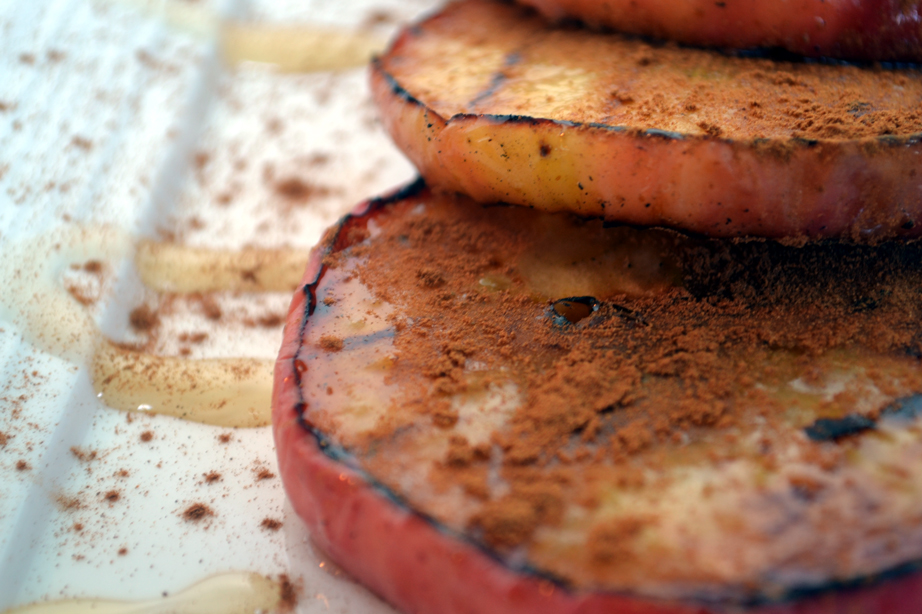 Grilled Apples With Honey